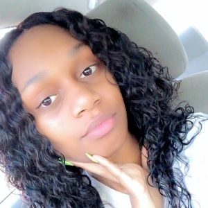 Meet your Posher, Brianna